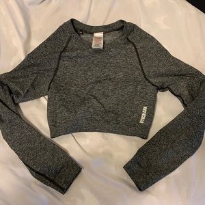 ADAPT MARL SEAMLESS LONG SLEEVE CROP TOP M Gray